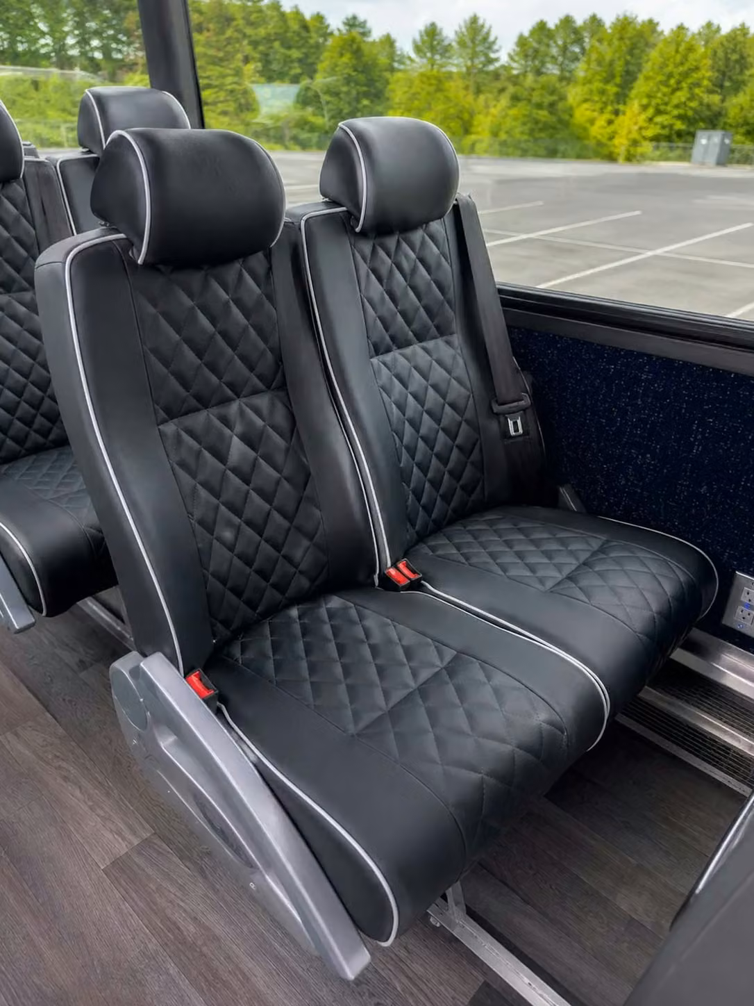 wauwatosa 56 passenger charter bus reclining seats