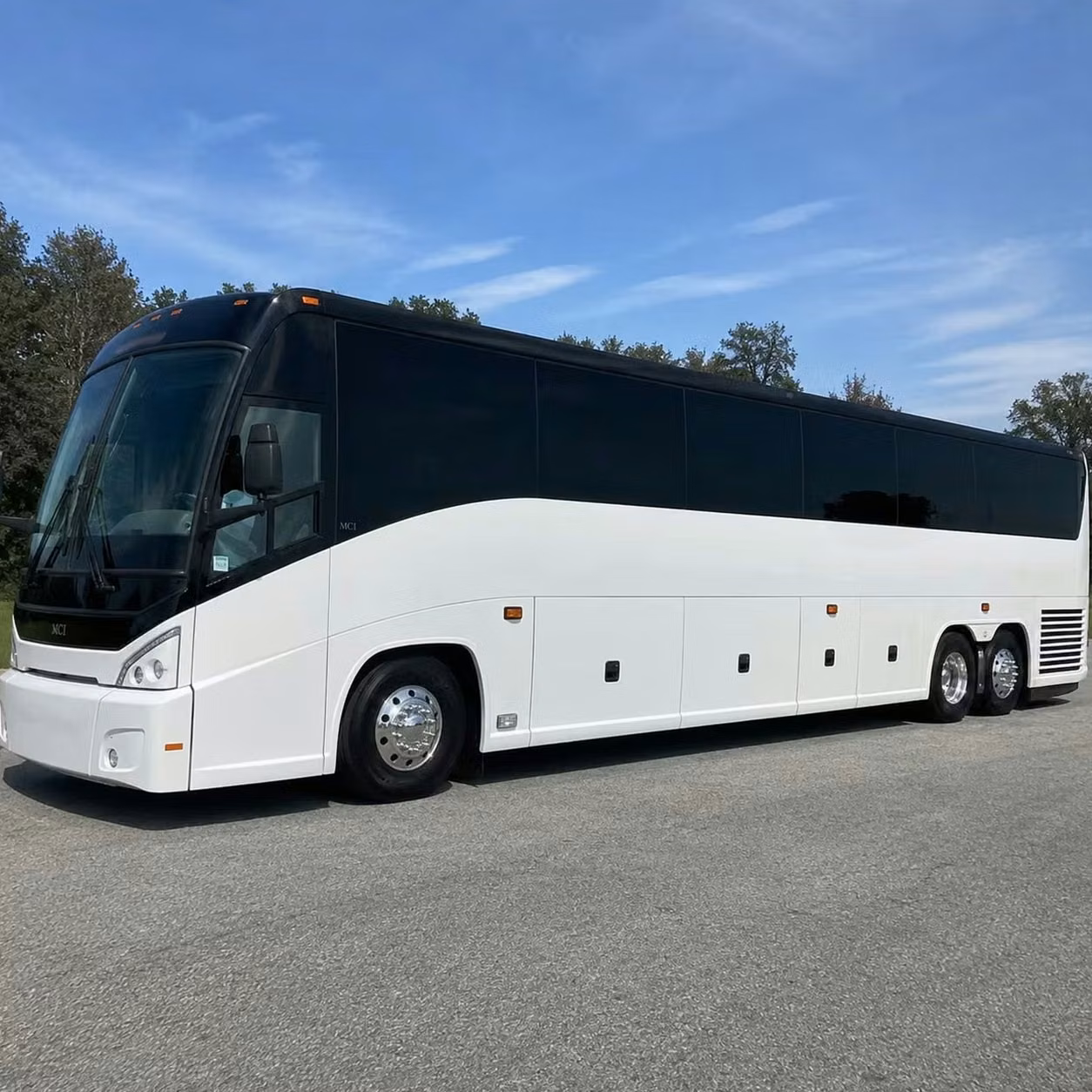 wauwatosa airport shuttles at milwaukee mitchell international airport mke