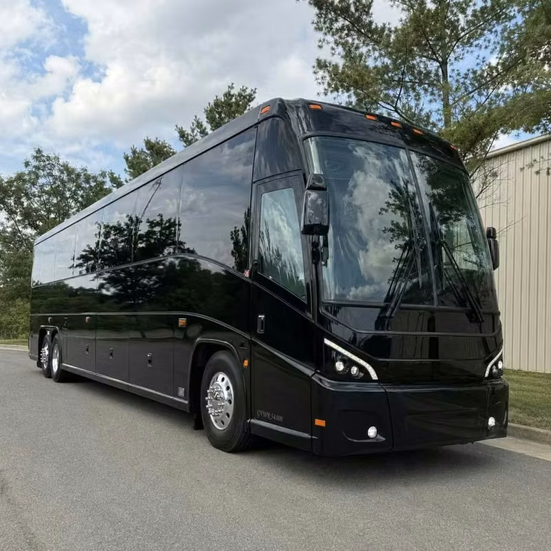 wauwatosa airports charter bus guide