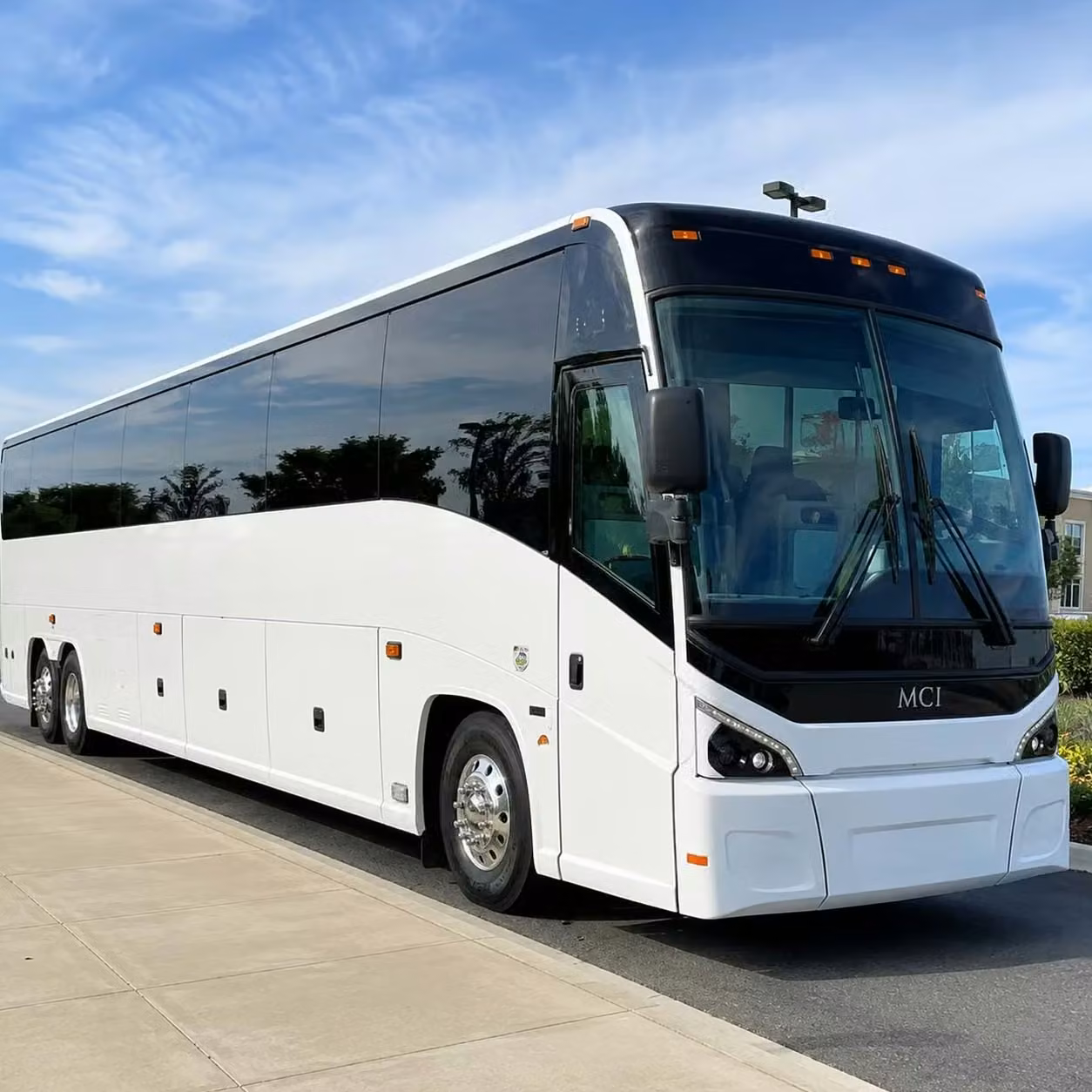 wauwatosa bus rentals for special events and dinners