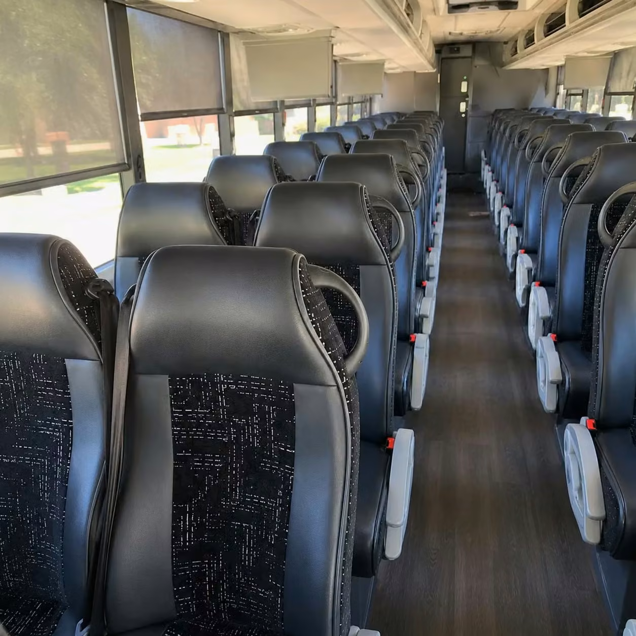 wauwatosa charter bus prices