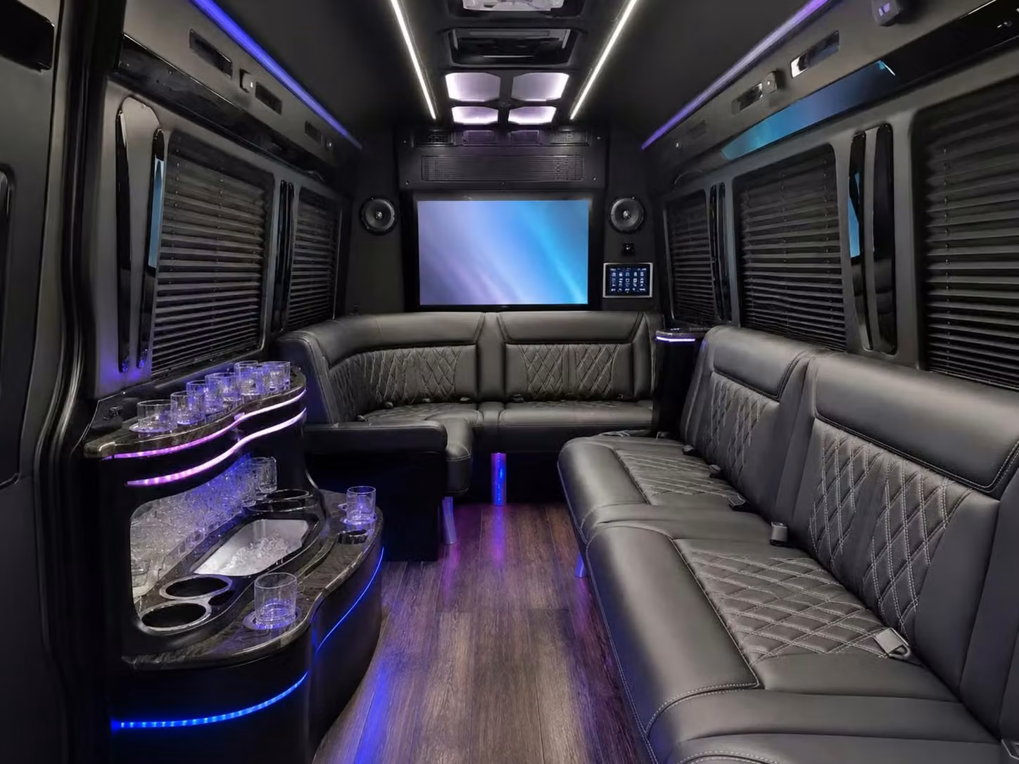 wauwatosa charter bus rentals in wauwatosa and nearby cities
