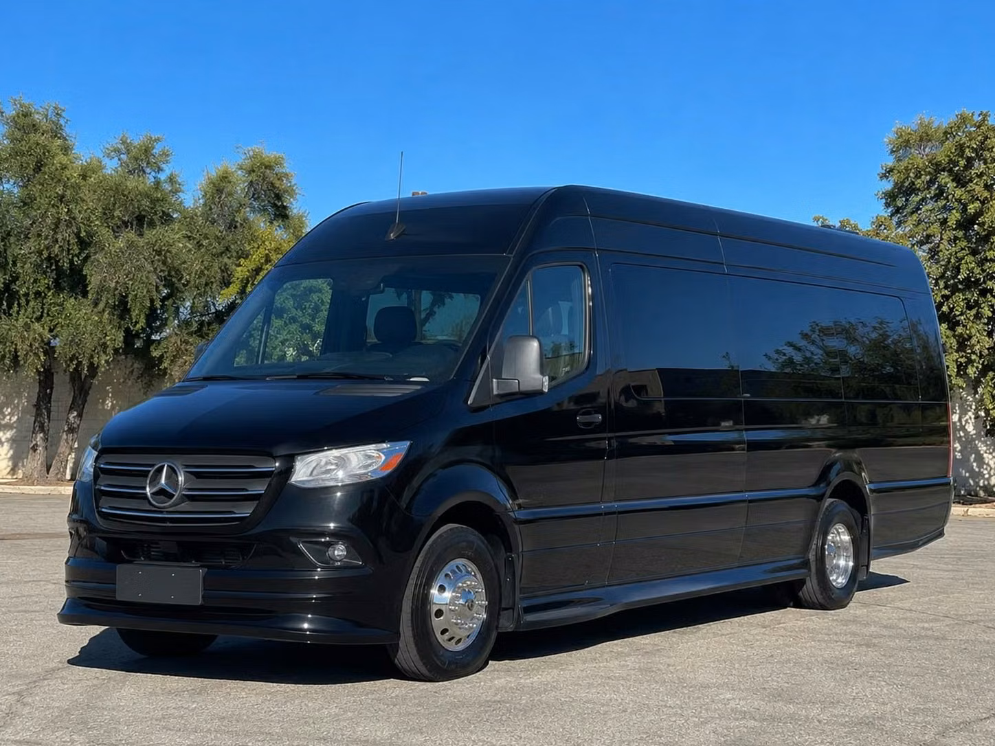 wauwatosa find the right wauwatosa charter bus for your group