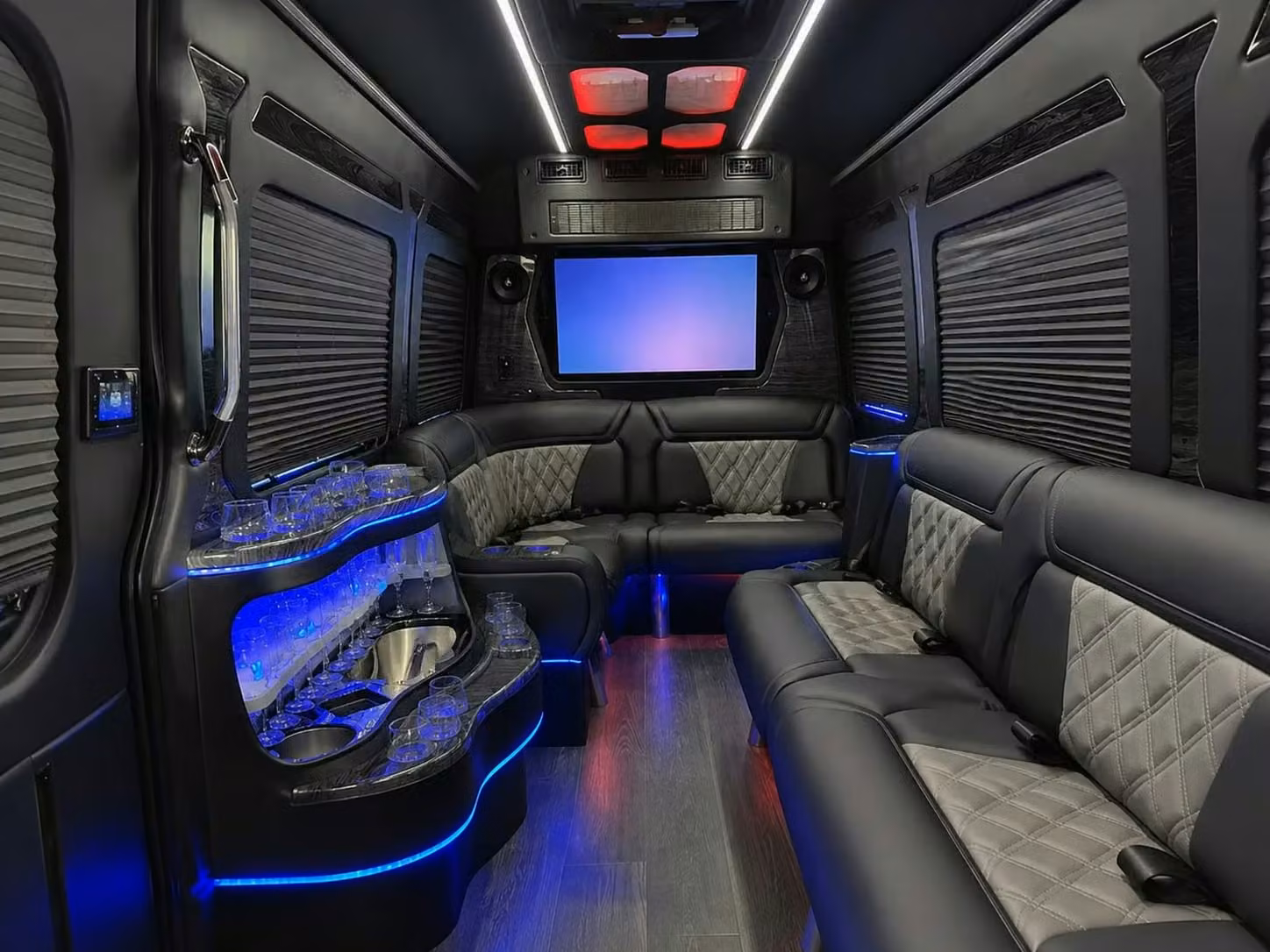 wauwatosa private wedding rehearsal dinner and bachelorette shuttles in wauwatosa